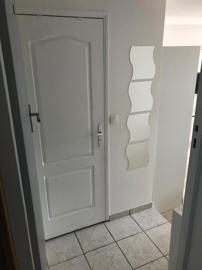 Studio Moderne Au Calme Cappelle-la-Grande Экстерьер фото